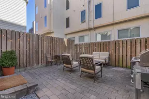 1021 N Lawrence St, Philadelphia, PA 19123 - Photo 17