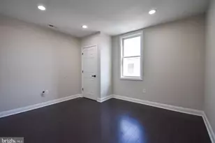 1329 S Colorado St, Philadelphia, PA 19146 - Photo 9