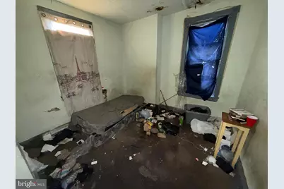 6076 Kingsessing Avenue, Philadelphia, PA 19142 - Photo 9