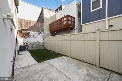 1107 Earl, Philadelphia, PA 19125 - Photo 15