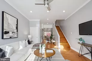 2435 Christian St, Philadelphia, PA 19146 - Photo 9