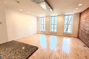 136 N 3rd St, Philadelphia, PA 19106 - Photo 5