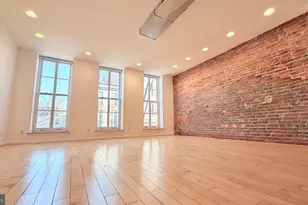 136 N 3rd St, Philadelphia, PA 19106 - Photo 7