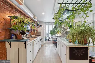 651 N 33rd St, Philadelphia, PA 19104 - Photo 11