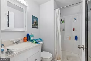 651 N 33rd St, Philadelphia, PA 19104 - Photo 19