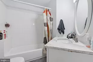 651 N 33rd St, Philadelphia, PA 19104 - Photo 15