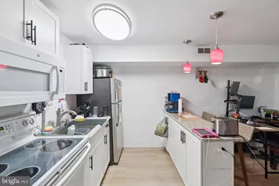 651 N 33rd Street, Philadelphia, PA 19104 - Photo 45