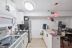 651 N 33rd St, Philadelphia, PA 19104 - Photo 45