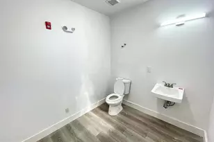 309 S 60th St, Philadelphia, PA 19143 - Photo 7