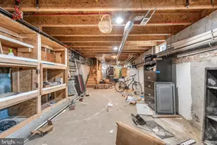 601 N 39th St, Philadelphia, PA 19104 - Photo 19