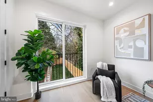 11 W Abington Ave, Philadelphia, PA 19118 - Photo 17