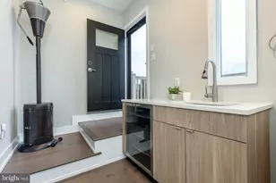 608 N 3rd St, Philadelphia, PA 19123 - Photo 35