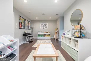 608 N 3rd St, Philadelphia, PA 19123 - Photo 27