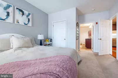 500 Admirals Way #214, Philadelphia, PA 19146 - Photo 9