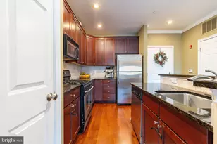 500 Admirals Way, Philadelphia, PA 19146 - Photo 9