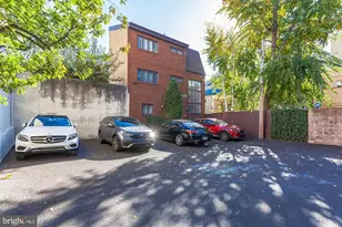 718 S Philip St, Philadelphia, PA 19147 - Photo 41