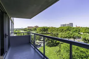 2200 Benjamin Franklin Pkwy, Philadelphia, PA 19130 - Photo 5