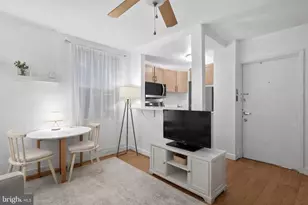 1431 Spruce St, Philadelphia, PA 19102 - Photo 5