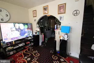 5747 Belmar Terrace, Philadelphia, PA 19143 - Photo 3