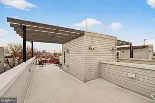 2528 E Albert, Philadelphia, PA 19125 - Photo 33