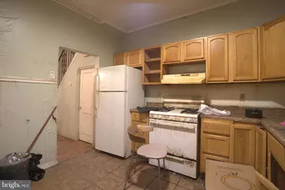 2140 S Simpson Street, Philadelphia, PA 19142 - Photo 5