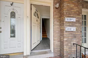 859 N 21st St, Philadelphia, PA 19130 - Photo 3