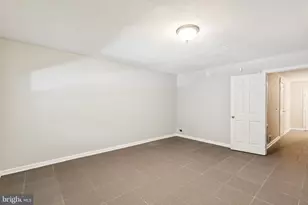 2828 Ogden St, Philadelphia, PA 19130 - Photo 33