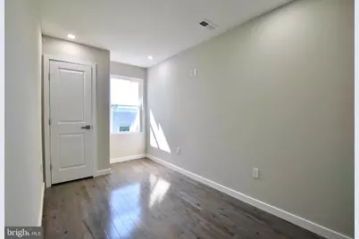 2153 N 19th Street #4, Philadelphia, PA 19121 - Photo 7