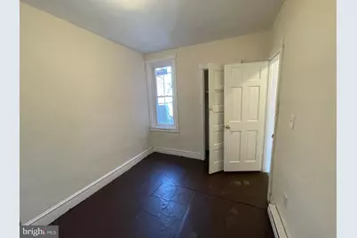 735 W Russell Street, Philadelphia, PA 19140 - Photo 5