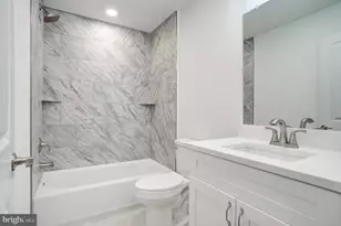 2022 E Fletcher St, Philadelphia, PA 19125 - Photo 33