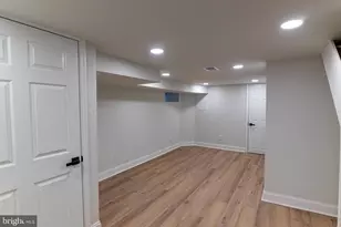 8030 Ferndale St, Philadelphia, PA 19111 - Photo 19