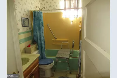 7446 Rockwell Avenue, Philadelphia, PA 19111 - Photo 17