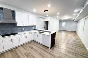 5916 Jackson St, Philadelphia, PA 19135 - Photo 3