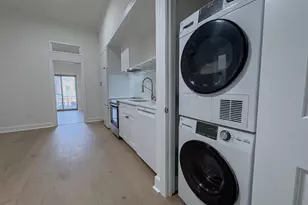 2007 Green St, Philadelphia, PA 19130 - Photo 5