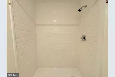 1703 Green Street #UNIT 7, Philadelphia, PA 19130 - Photo 9