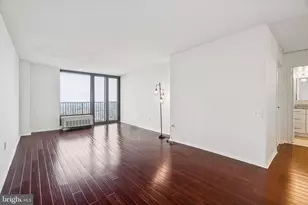 1420 Locust St, Philadelphia, PA 19102 - Photo 3