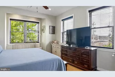 2400 Madison Square, Philadelphia, PA 19146 - Photo 25