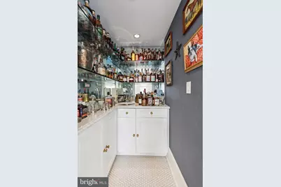 237 S 18th Street #4D, Philadelphia, PA 19103 - Photo 13