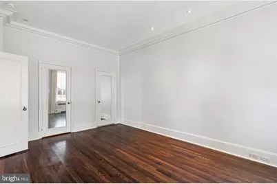 237 S 18th Street #4D, Philadelphia, PA 19103 - Photo 9