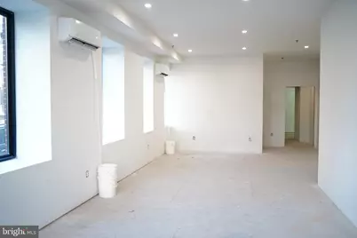 2001 S 10th Street, Philadelphia, PA 19148 - Photo 3