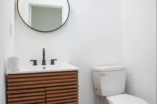 623 Fitzgerald St, Philadelphia, PA 19148 - Photo 9