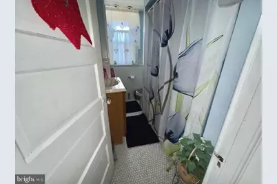 548 Hellerman Street, Philadelphia, PA 19111 - Photo 17