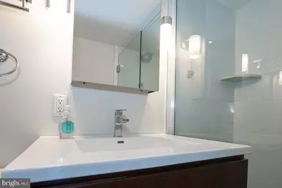 2401 Pennsylvania Avenue #4A10, Philadelphia, PA 19130 - Photo 9