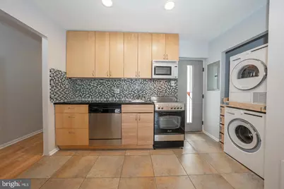 676 N 15th Street #2F, Philadelphia, PA 19130 - Photo 9