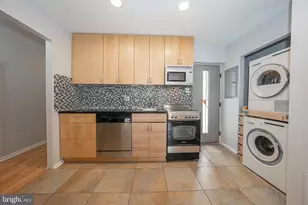 676 N 15th St, Philadelphia, PA 19130 - Photo 9