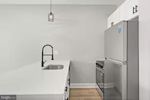 5853 Cedar Ave, Philadelphia, PA 19143 - Photo 9