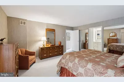 130 Spruce Street #15B, Philadelphia, PA 19106 - Photo 15