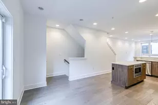 628 N 5th St, Philadelphia, PA 19123 - Photo 3