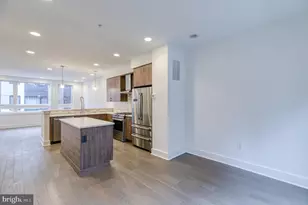 628 N 5th St, Philadelphia, PA 19123 - Photo 5