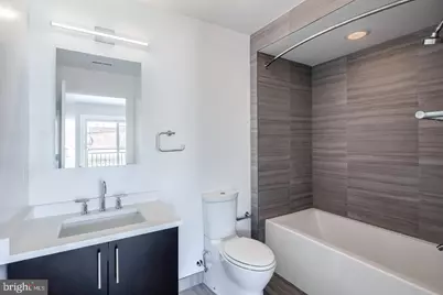 328 Fairmount Avenue, Philadelphia, PA 19123 - Photo 9